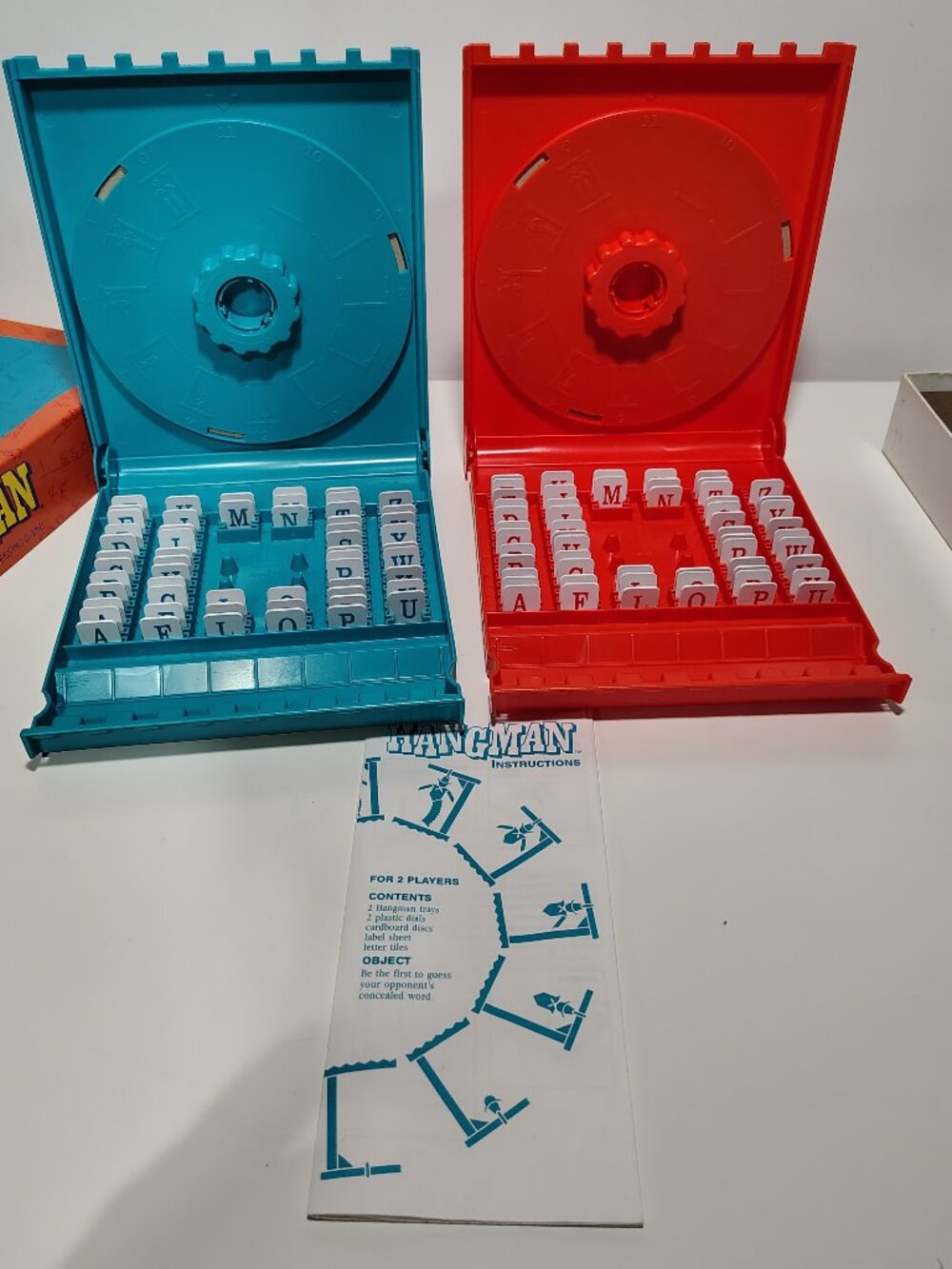 Milton Bradley Hangman Board Game 1999 Complete 112 Letter Tiles Instructions